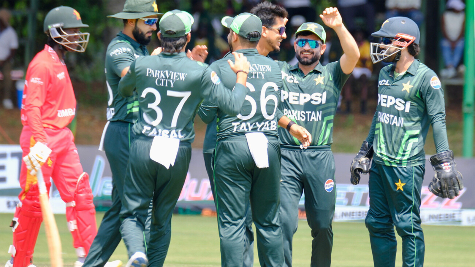 Zimbabwe vs Pakistan ODI 2024 bowling